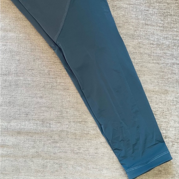 Lululemon Leggings - Picture 4 of 4